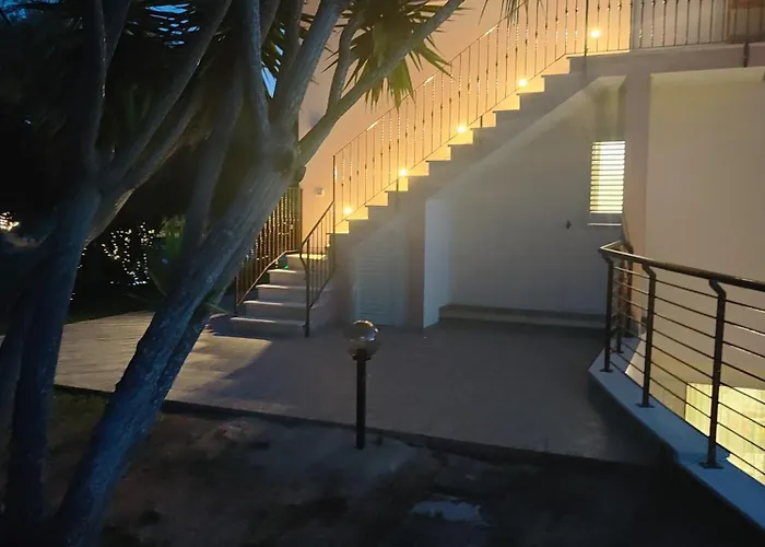 ゲストハウス Marianna アルゲーロ